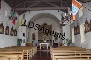 Mission_San_Rafael_Arcángel,_San_Rafael_CA_USA_-Interior_of_the_capilla_(chapel)_at_Mission_San_Rafael_Arcángel_-_panoramio